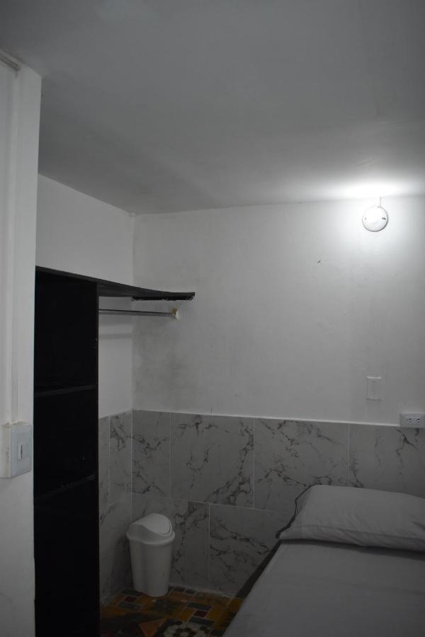 Esmed Hostel Медельїн Екстер'єр фото